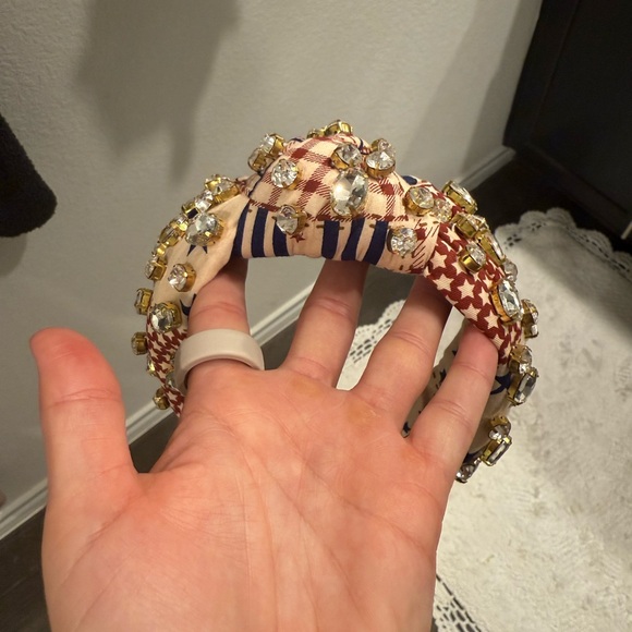 Lele Sadoughi Crystal Americana Knotted Headband - Picture 4 of 6
